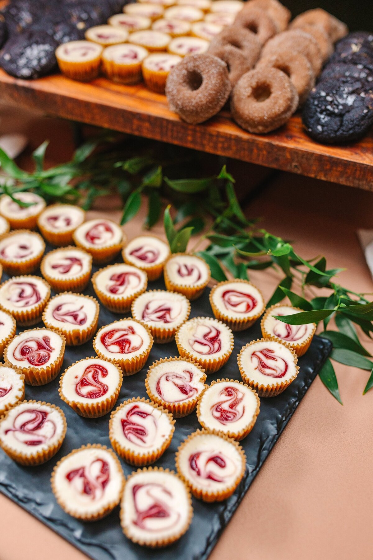 Live_Well_Farm_Colorful_Fall_Wedding_Harpswell_Maine_Photography_0097