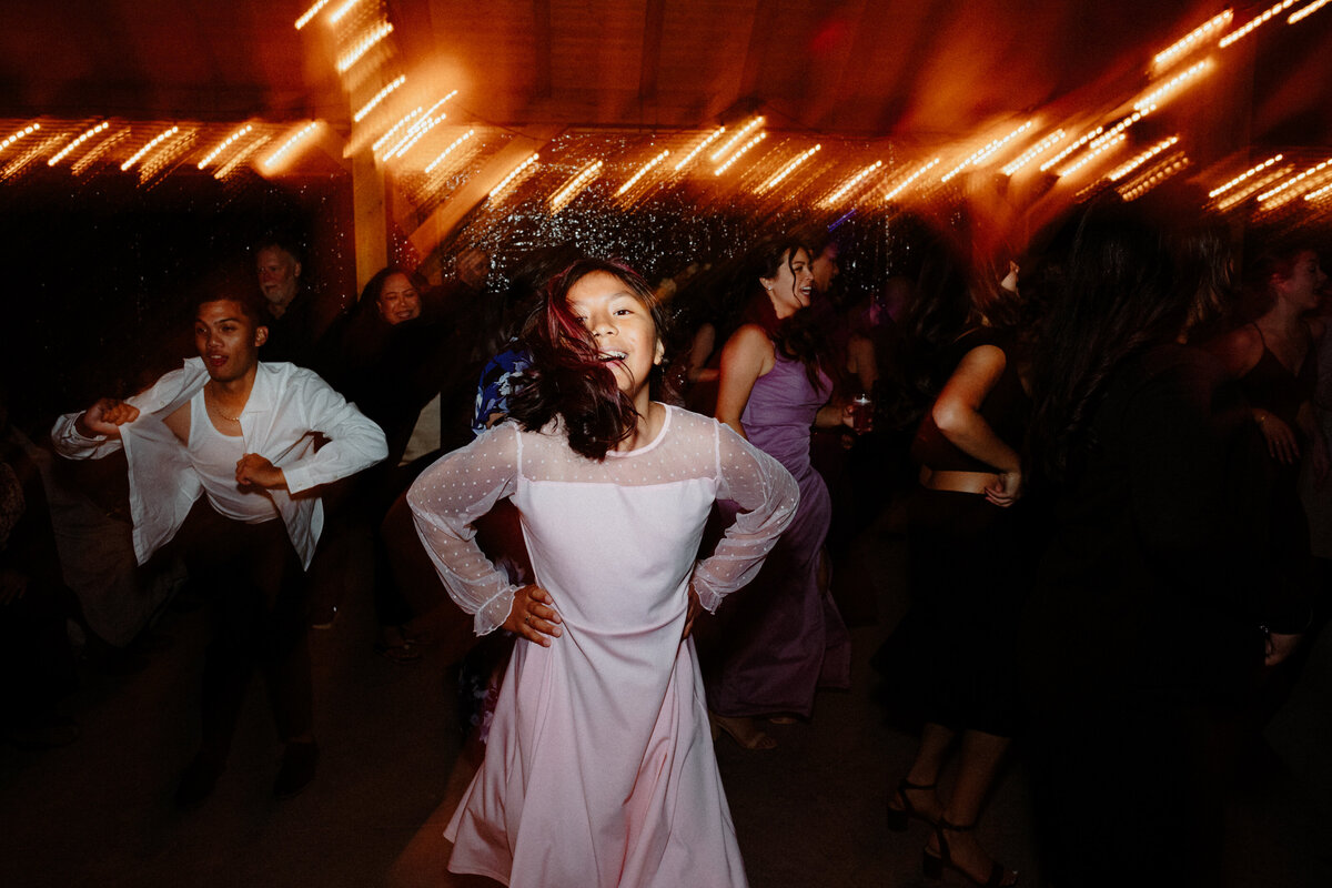 documentary-wedding-photographer-fall-wedding-at-tranquility-acres-292