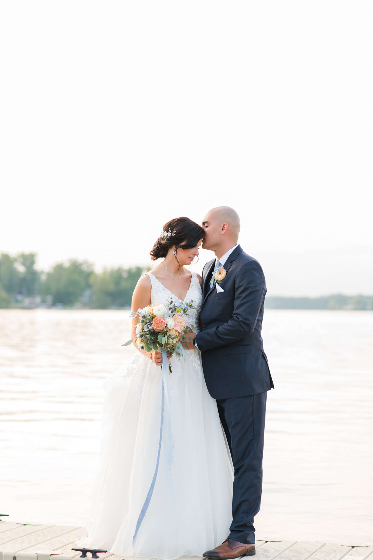 Seneca-lake-ohio-wedding-12