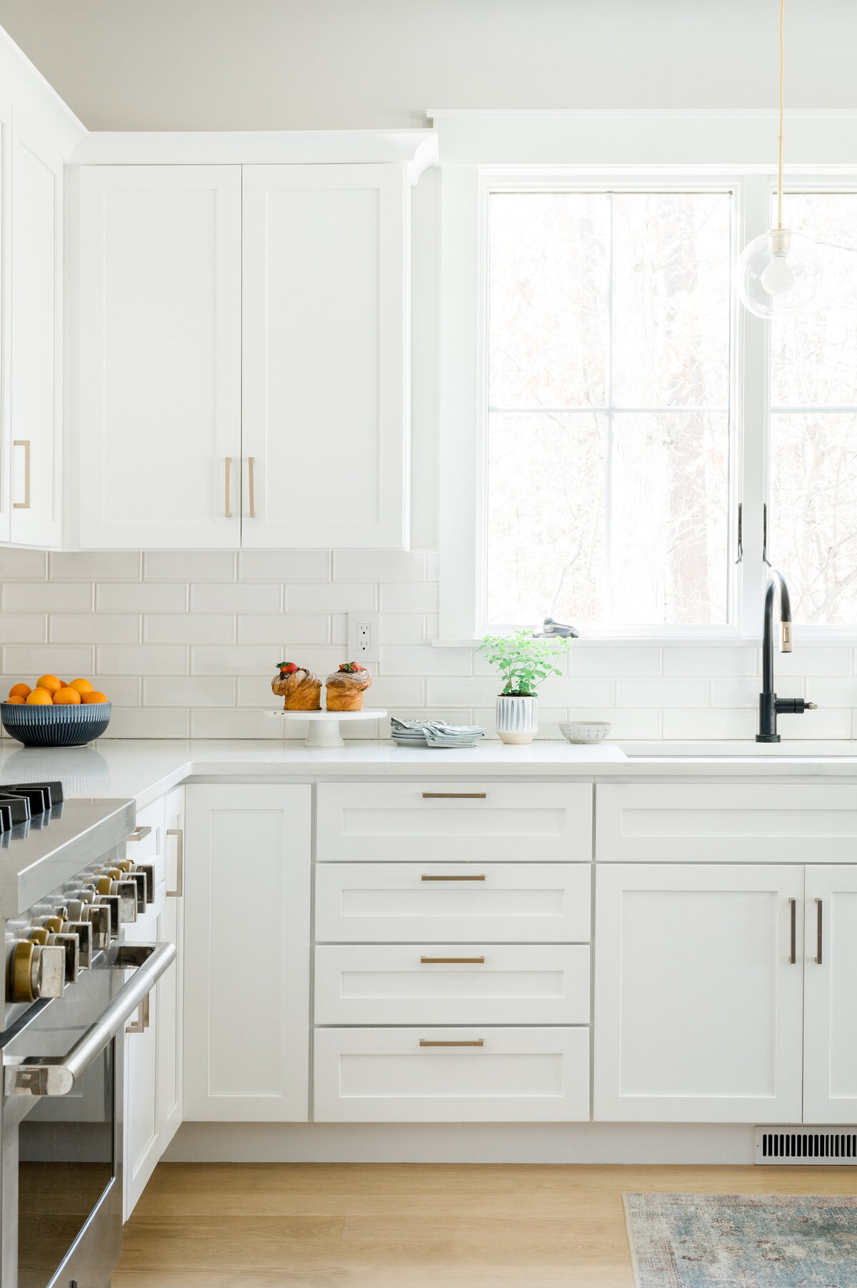 White-Cabinet-Kitchen-Design