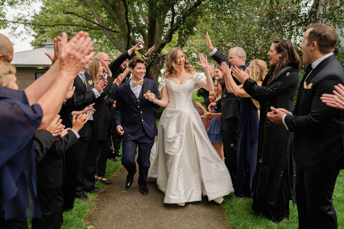 Bellingham-Cruise-Terminal-Wedding_Caylie-Mash-Photography_AB07