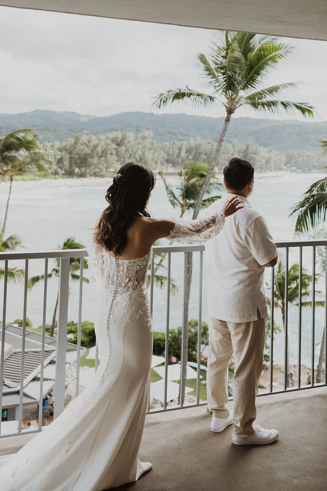 l-f-turtle-bay-hawaii-wedding-5793
