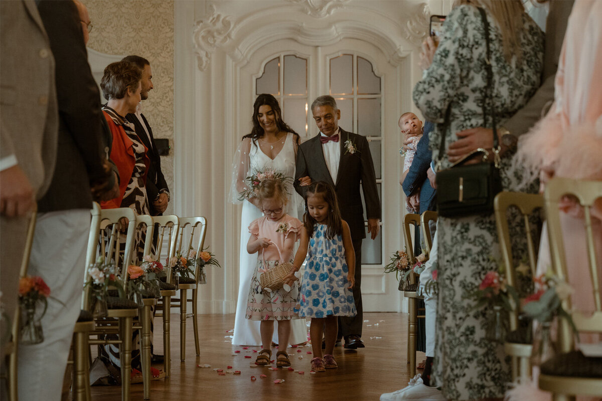 Trouwen-bij-kasteel-de-hooge-vuursche-Trouwfotograaf-Lauw-Design-&-Photography-3