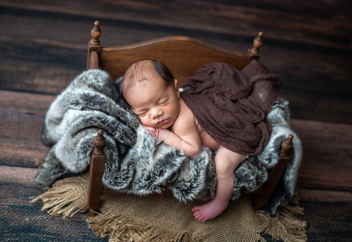 Tampa-Newborn-Photographer-213