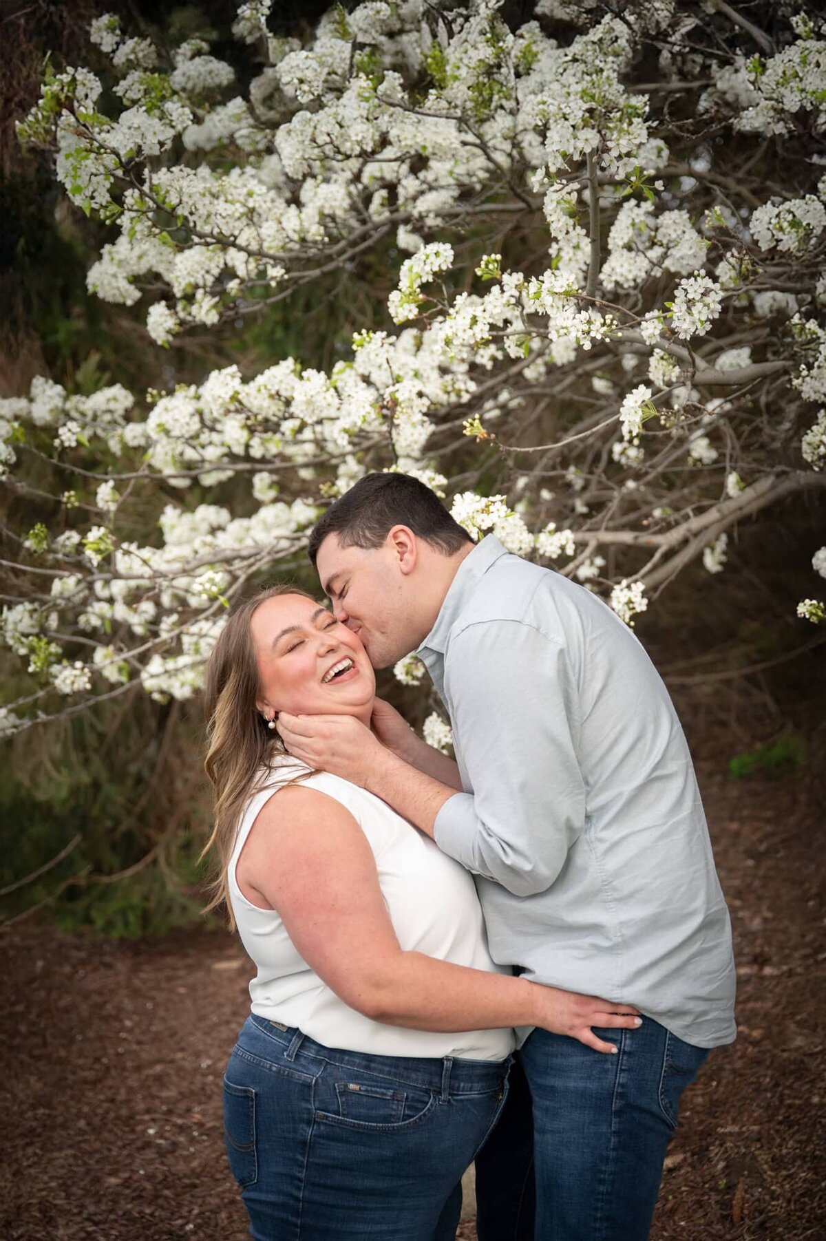 grandrapidsweddingphotographer-engaged-1
