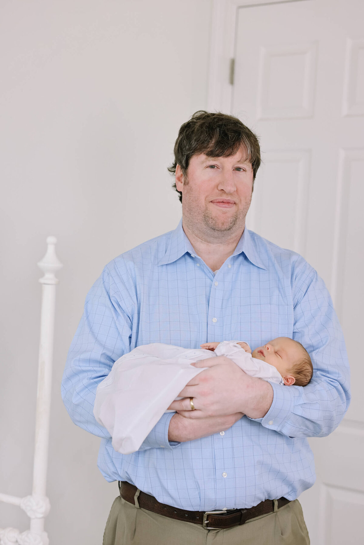 newborn-with-dad