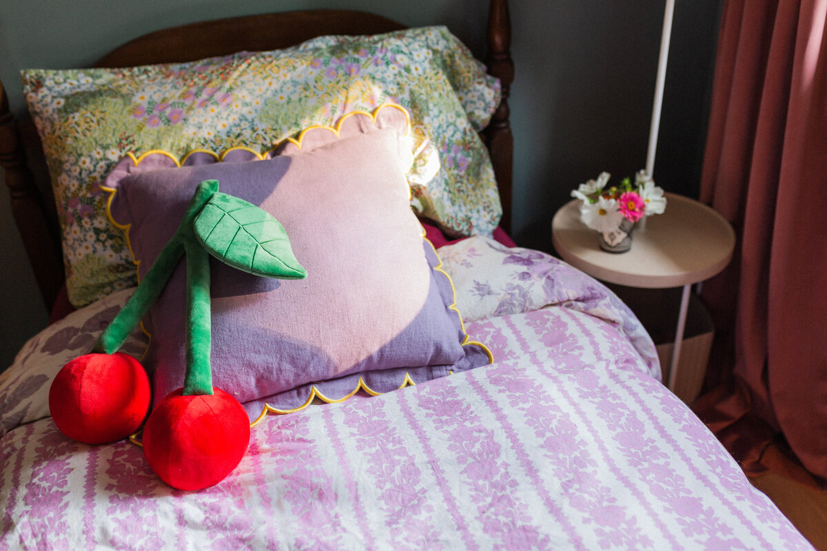 JulesBedroom_WeeThreeSparrows-1