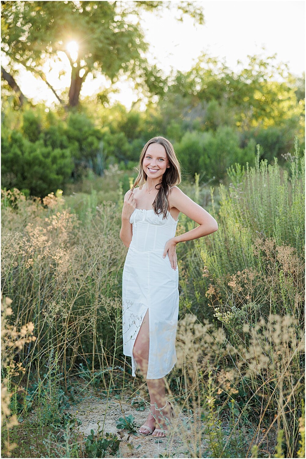 Neutral-Outfit-Insperation-Ideas-Family-Portraits-in-Menifee (7)