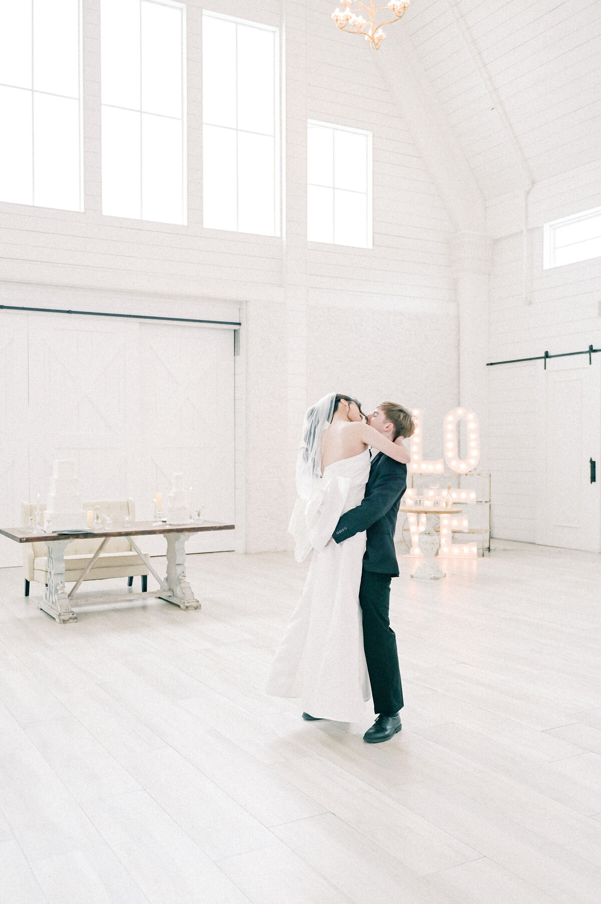 TheFarmatRuthNest_RaeDeLainWeddings-3547