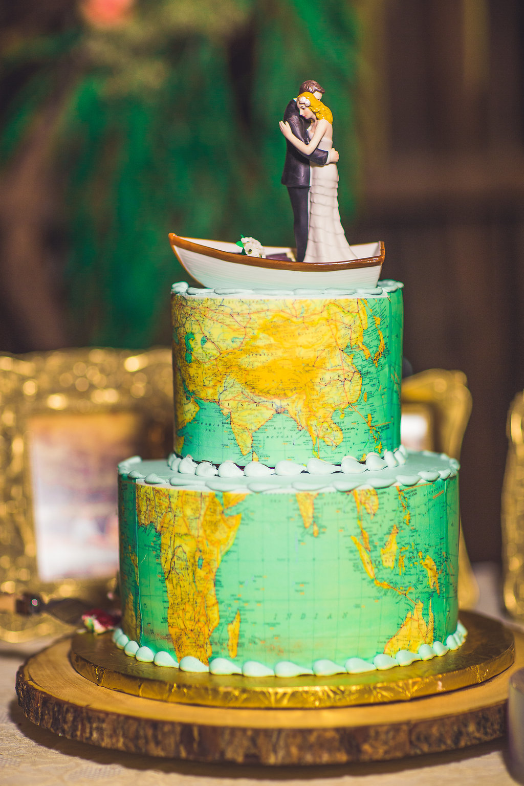 Wedding Photograph Of Green Wedding Cake Los Angeles