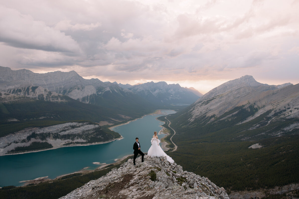 kananaskis-hiking-elopement-photographer-elope-wilder31