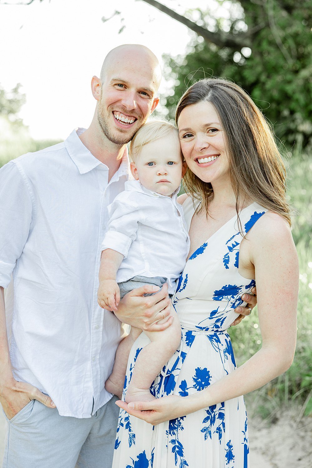 extended-family-session-muskegon-lake-michigan-beach-8.jpg7