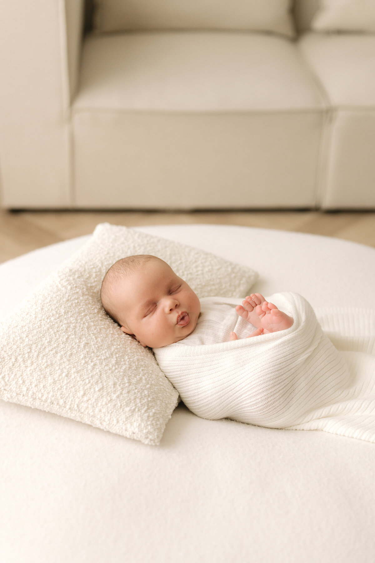 Louie Guy Neath 5 weeks 27