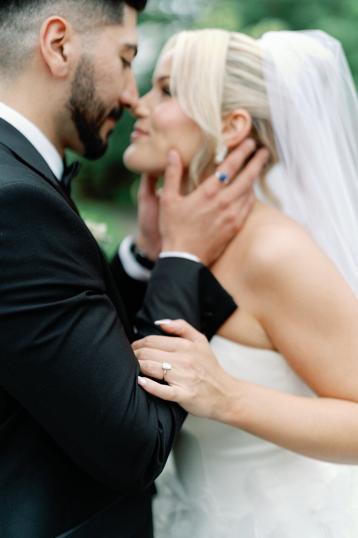 Bride + Groom Portaits-51