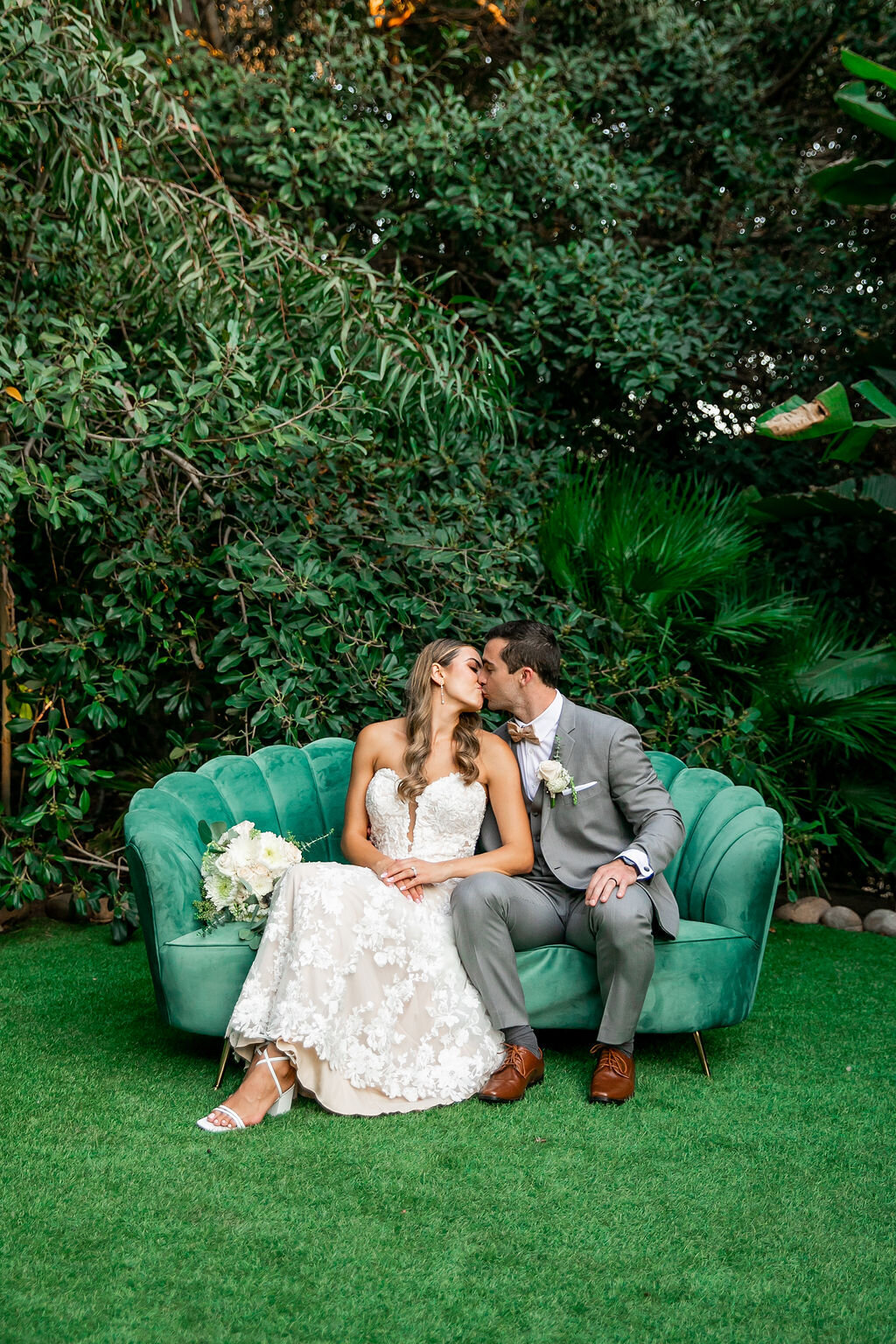 wedding-photos-botanica-oceanside-california-wedding-photographer-sarah-block