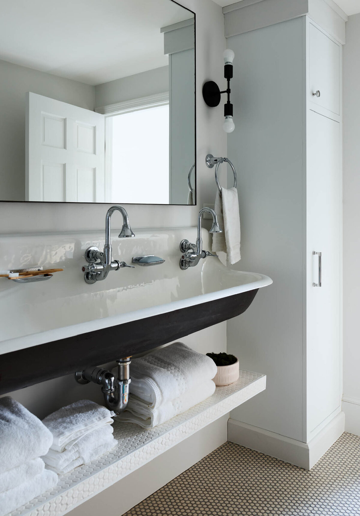 Sarah_Scales_Interior_Design_Portfolio_Boston_Bathrooms_8