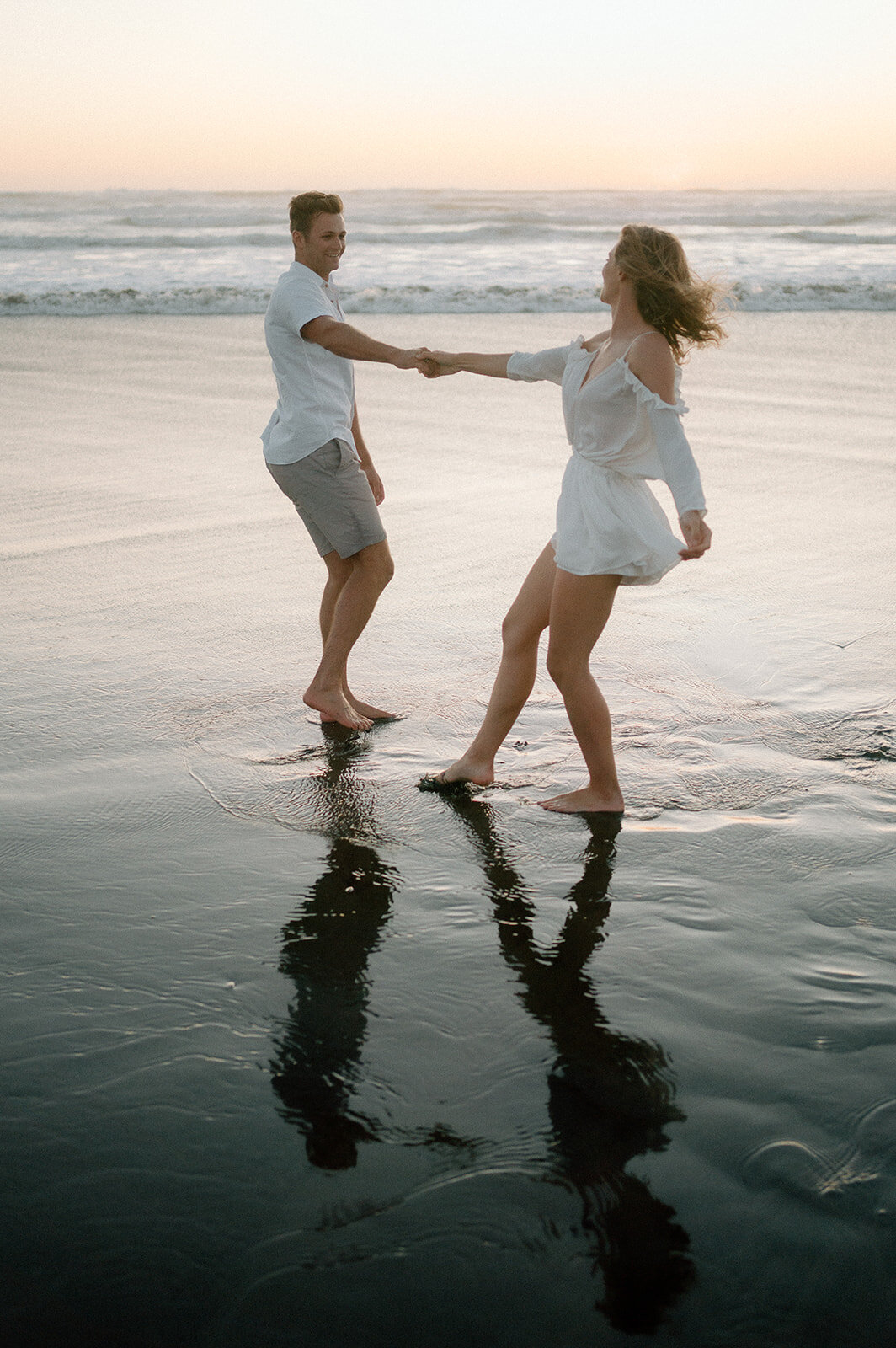 Brianna-Mike-Auckland-New-Zealand-Engagement-Photoshoot-21_websize (1)
