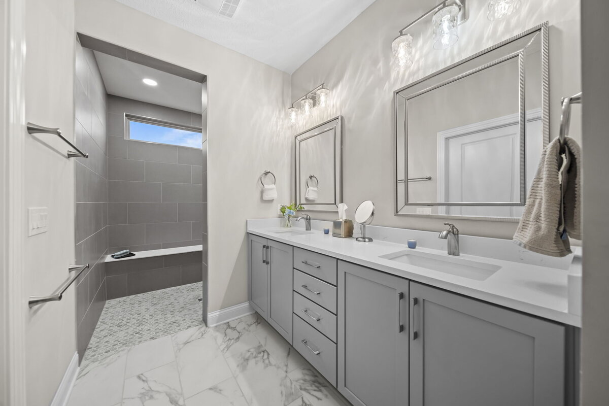 45-web-or-mls-A7403608