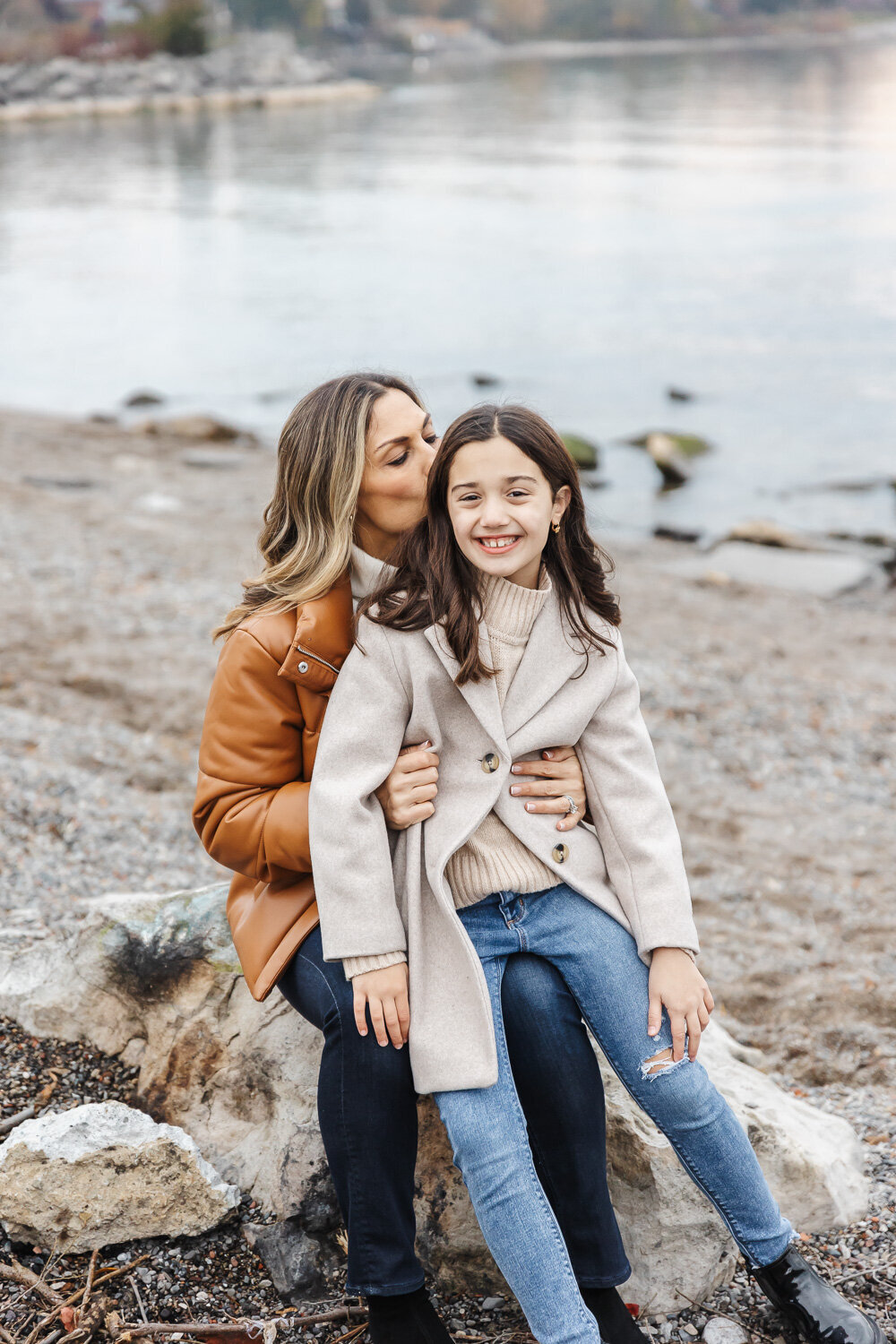 mother-daughter-toronto-portraits