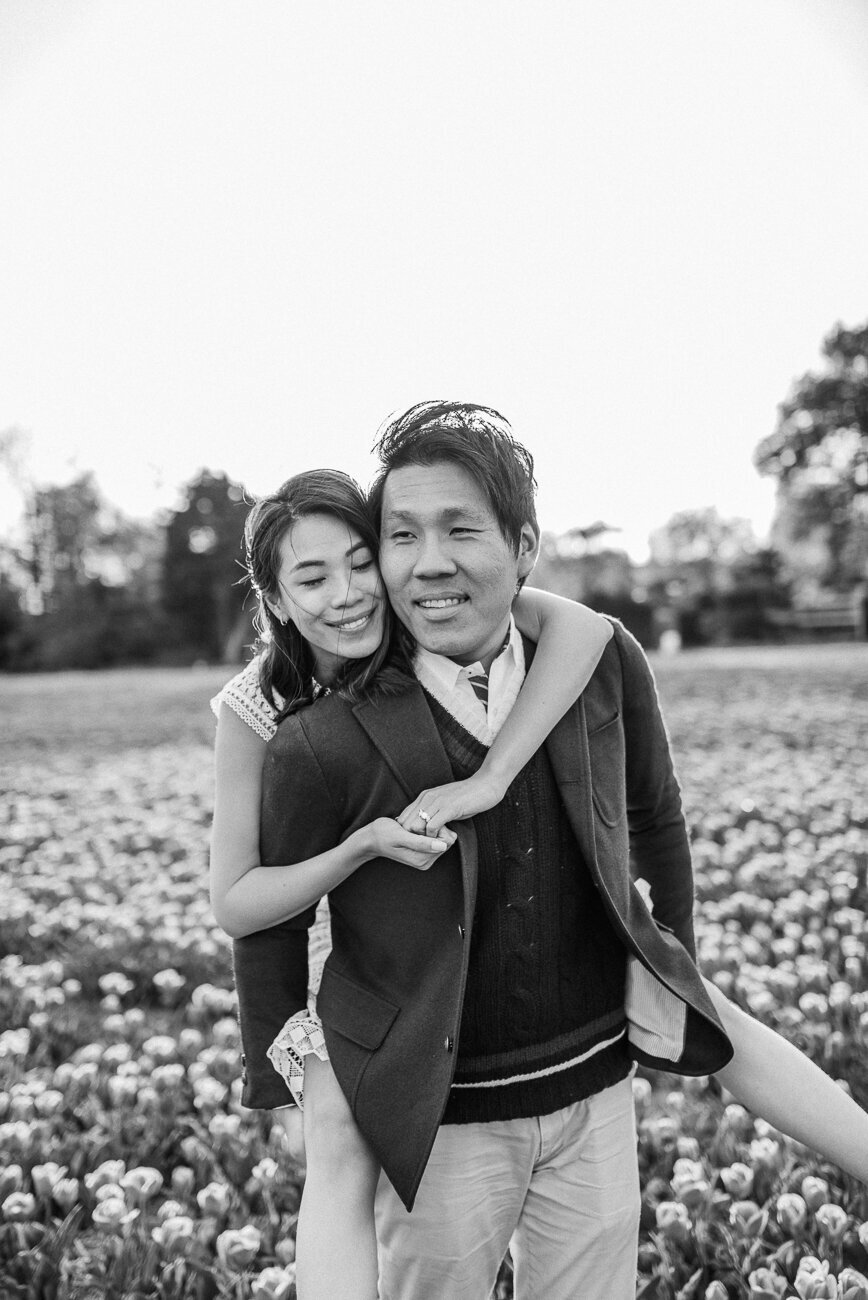 marriage-proposal-tulip-field-075