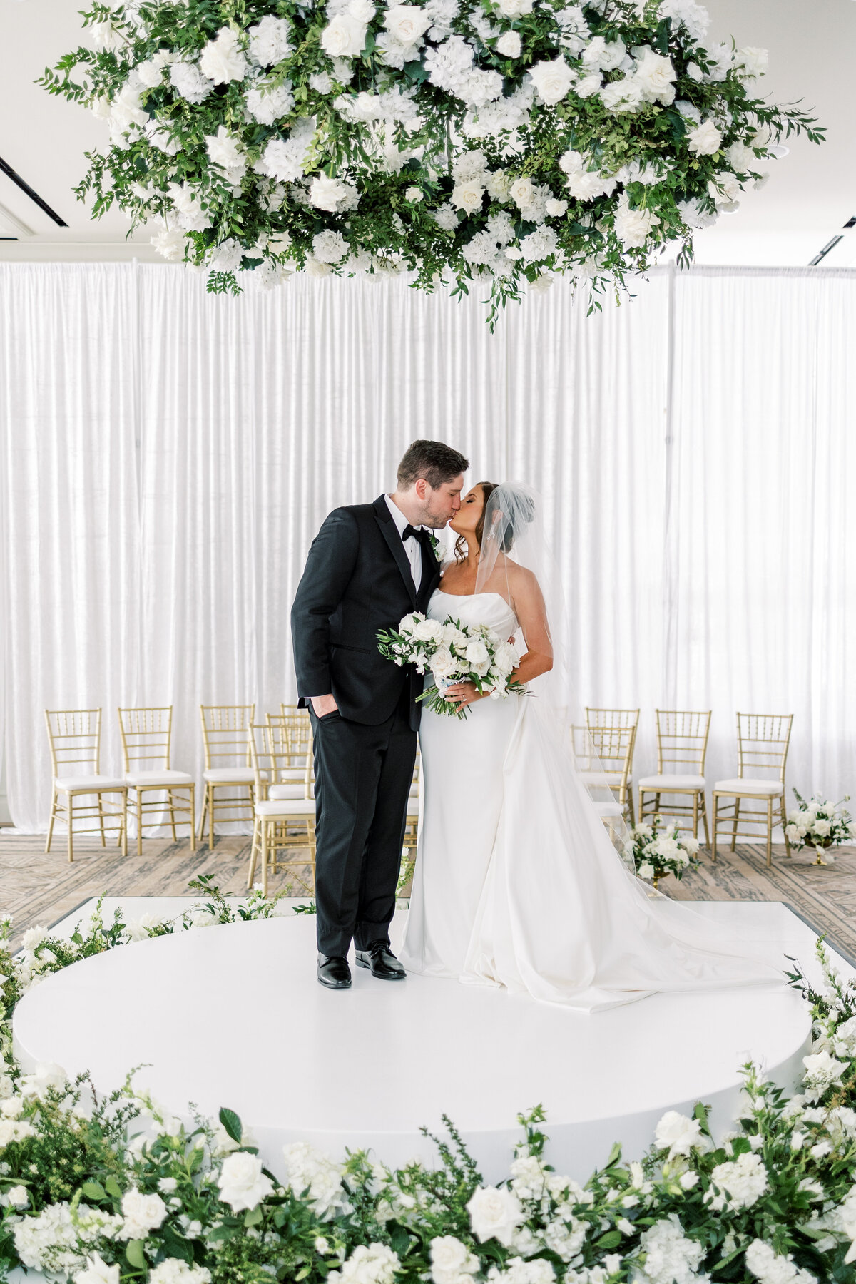 51 - © 2024 Ashley Nicole Creative - Emma & Parker Cottonwood Wedding - Bride & Groom