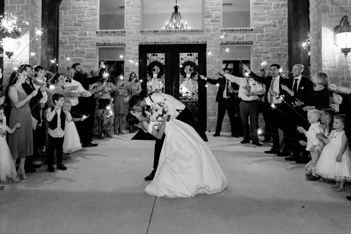 Lexi Broughton & Garrett Greer Wedding at Dove Ridge Vineyards | Sami Kathryn Photography | Dallas Wedding Photography-202