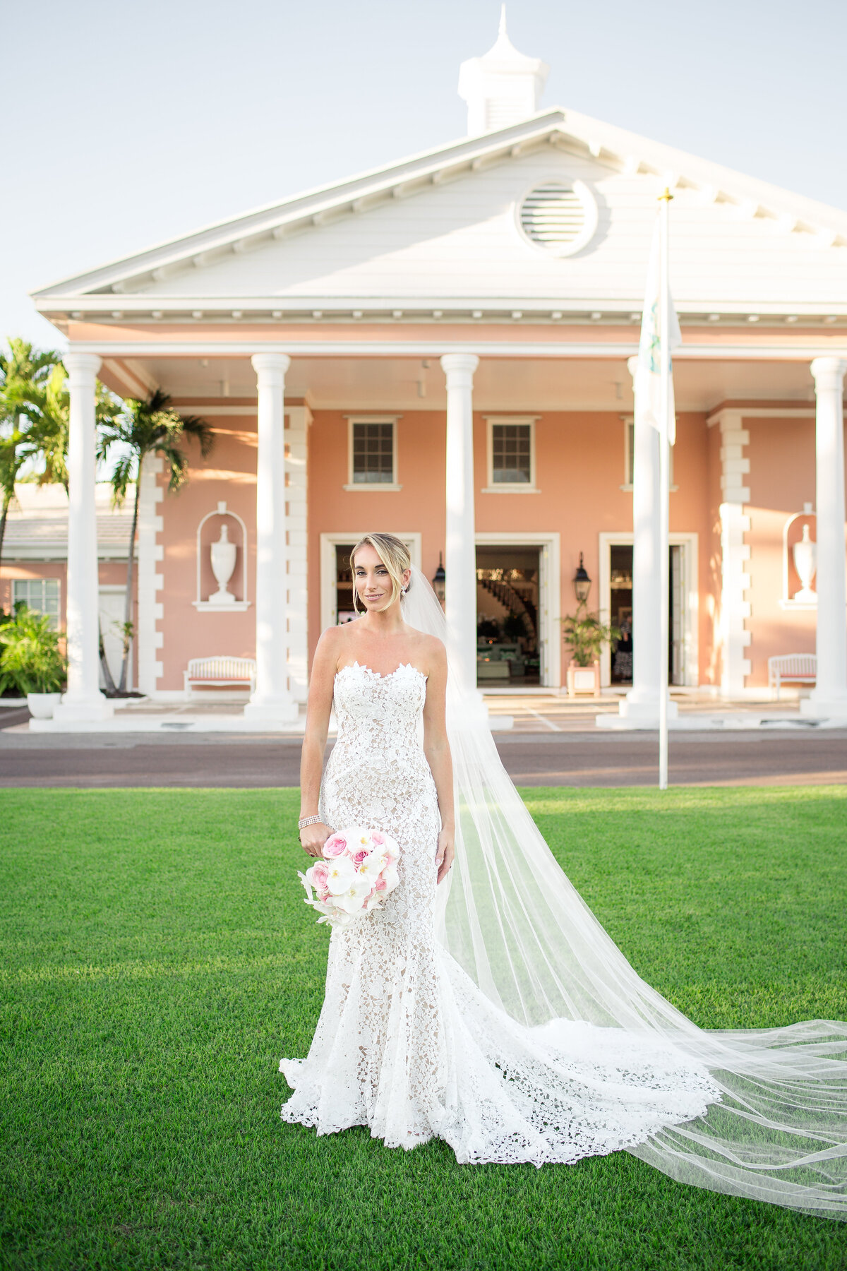 EboniRobyn-Wedding-SkyeRobert-LyfordCay-NewProvidence-TheBahamas-BrideGroom-49