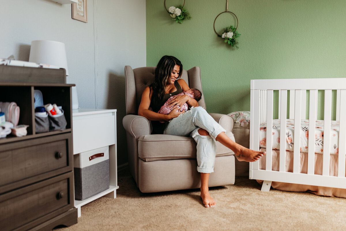denver-lifestyle-newborn-photography-06
