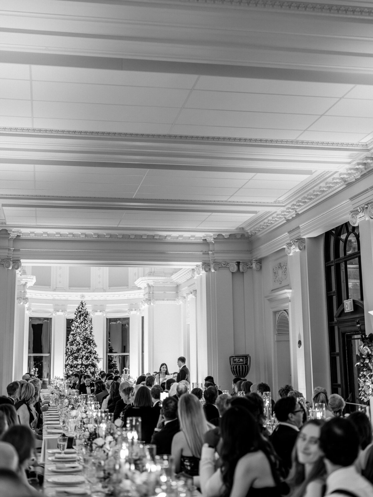 san francisco-flood-mansion-wedding-photography-catholic-wedding-classic-blackandwhite-churchwedding-wedding-thedejaureguis-072