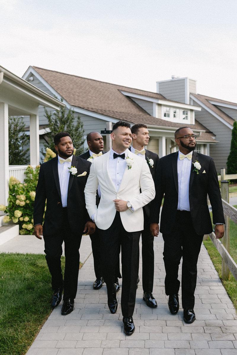 chesapeake-bay-beach-club-weddingparty-029