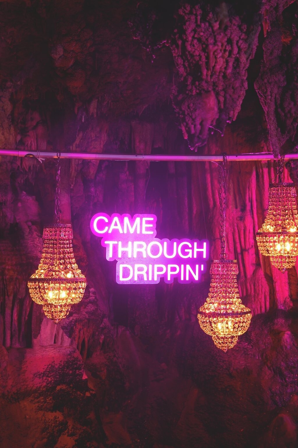 Revolve-Bermuda-Crystal-Cave-Party-Dasfete-6
