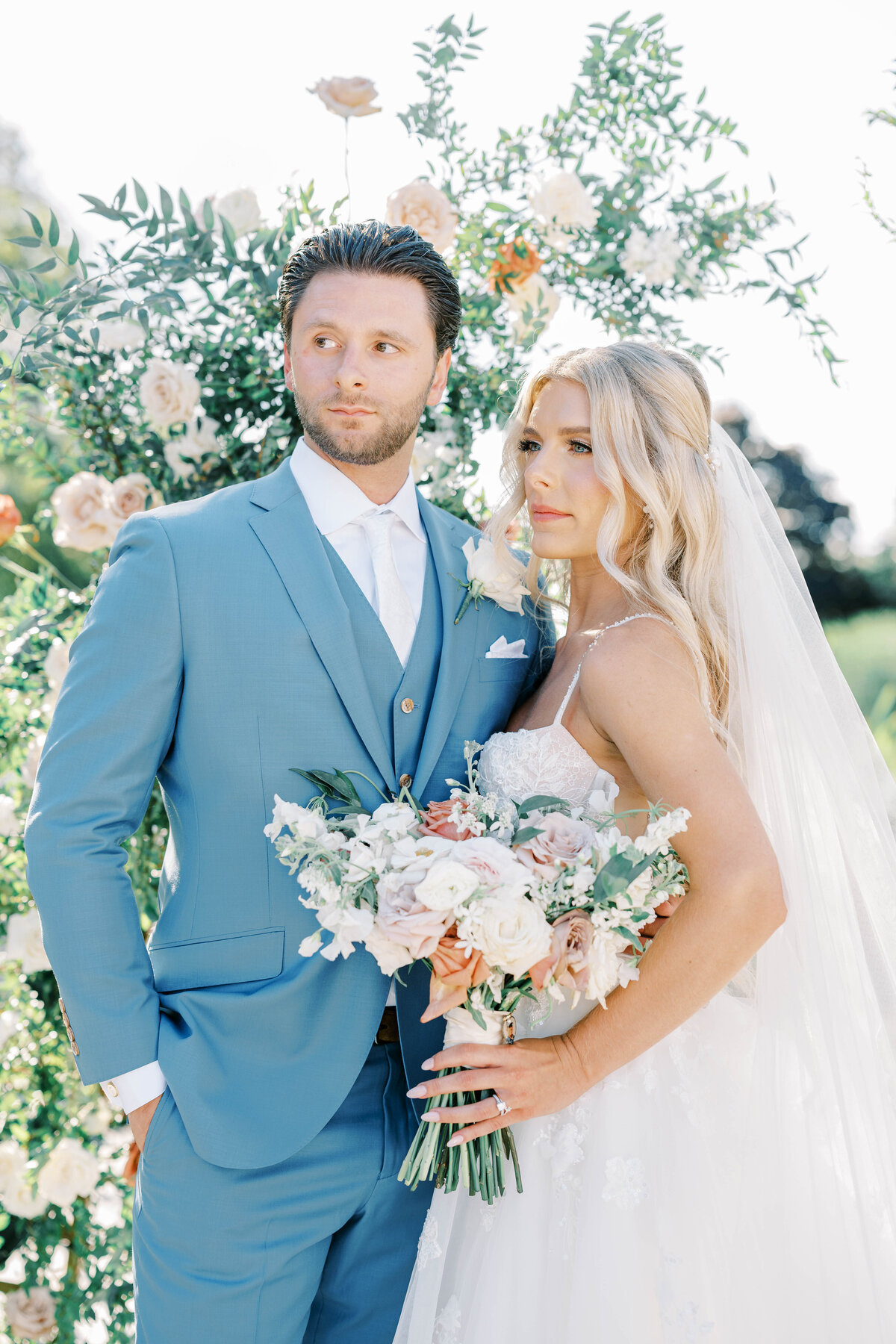 Caitlyn_and_Joe_Sneak_MTA-201