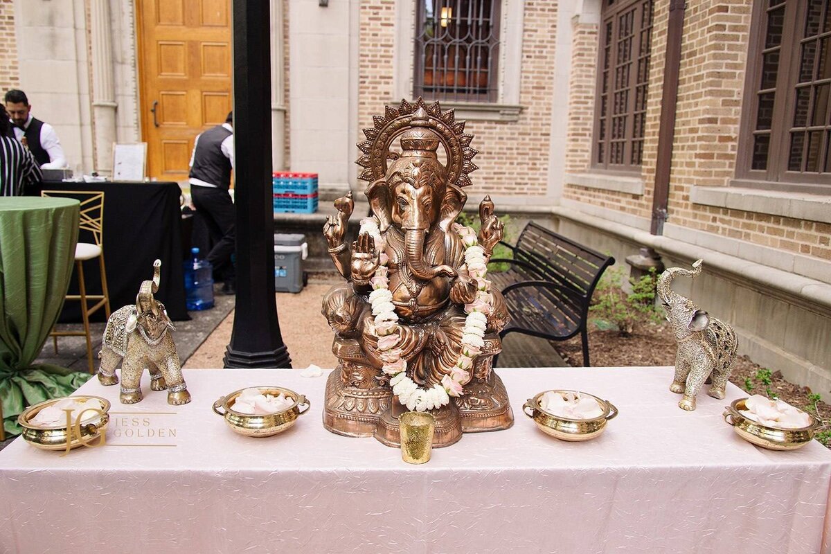 houston wedding planner - indian fusion library wedding - Lillie Jane Designs - Julia Ideson Library10