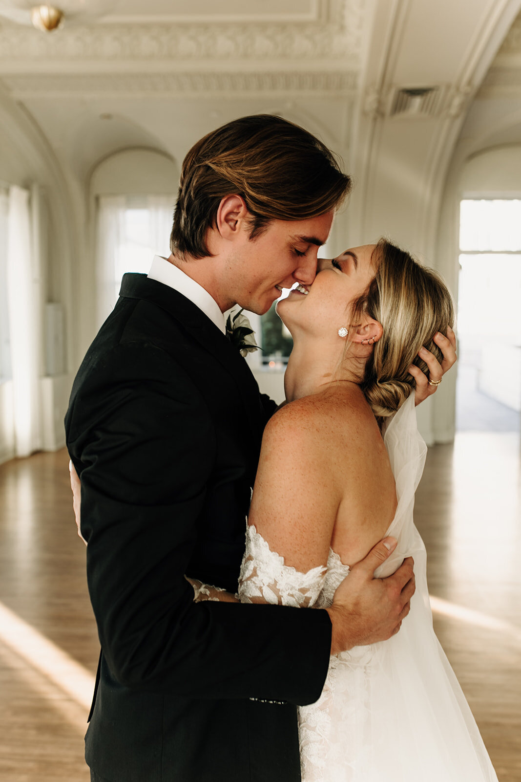 Howe-BG_LMKPWEddings-65_websize