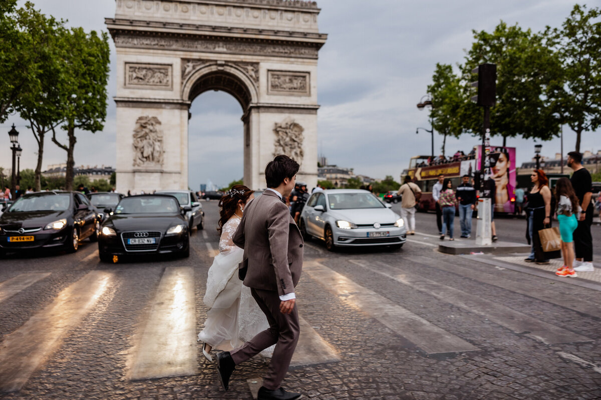 Paris_photowedding_Arc-de-Triomphe_46