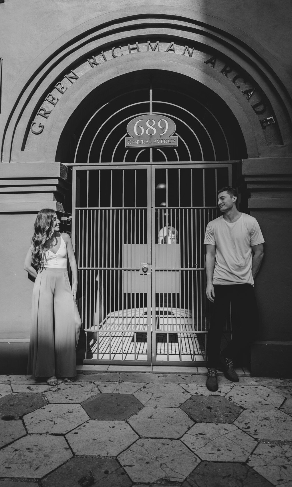 downtown-st-pete-engagement-session-17
