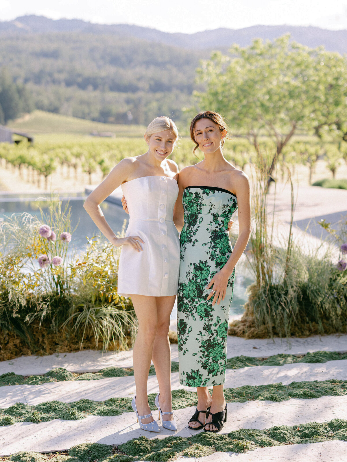 larissa-cleveland-photographer-napa-california-wine-country-wedding-private-estate-045