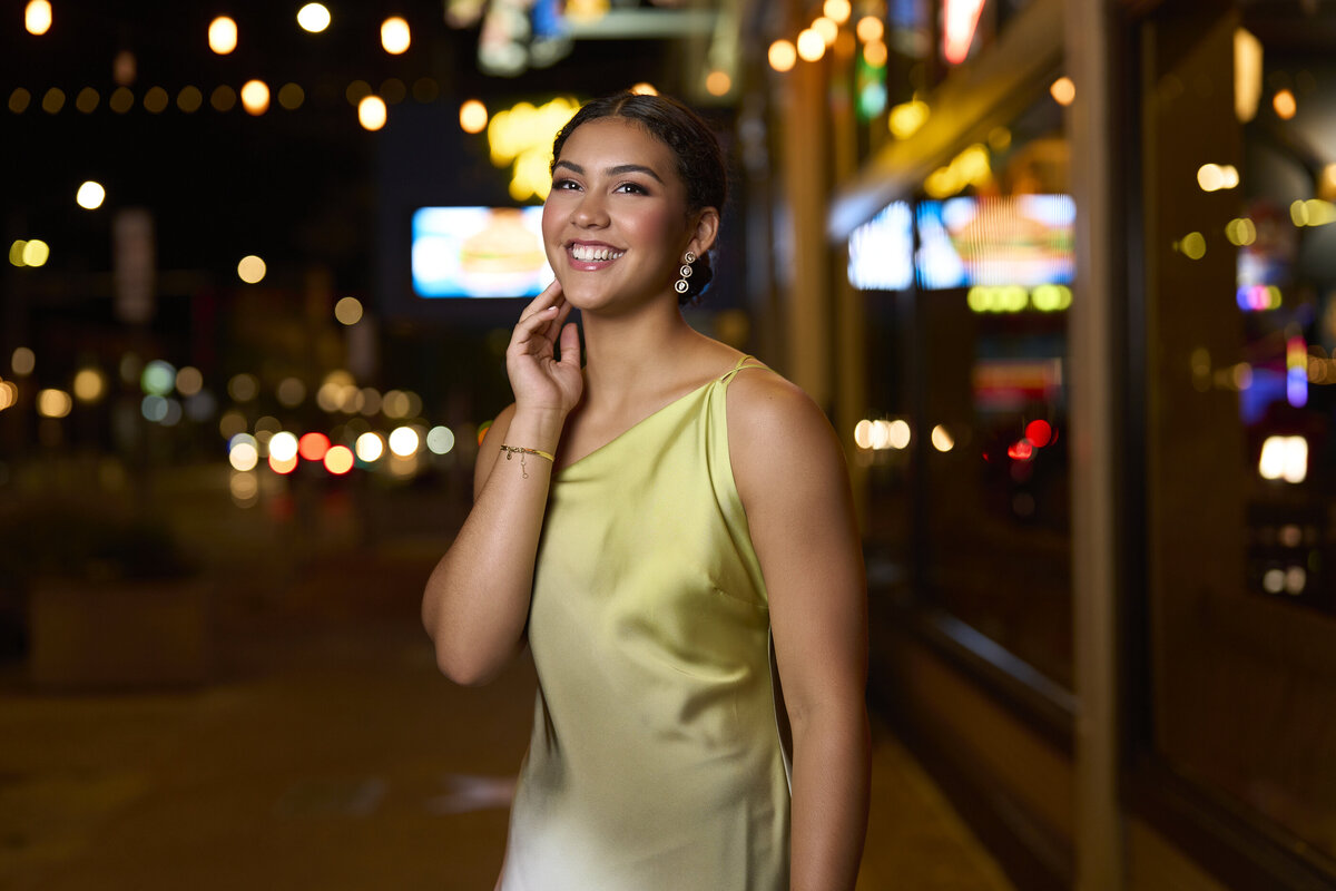 Best  senior pictures in St. Louis. Blanca Parciak senior photographer. 18