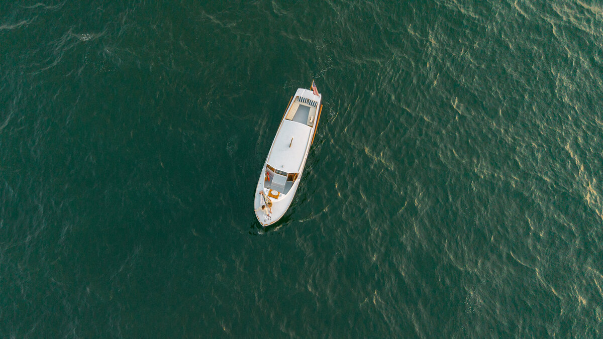 C&B_Engaged_55DJI_0005crop©HilaryBlock