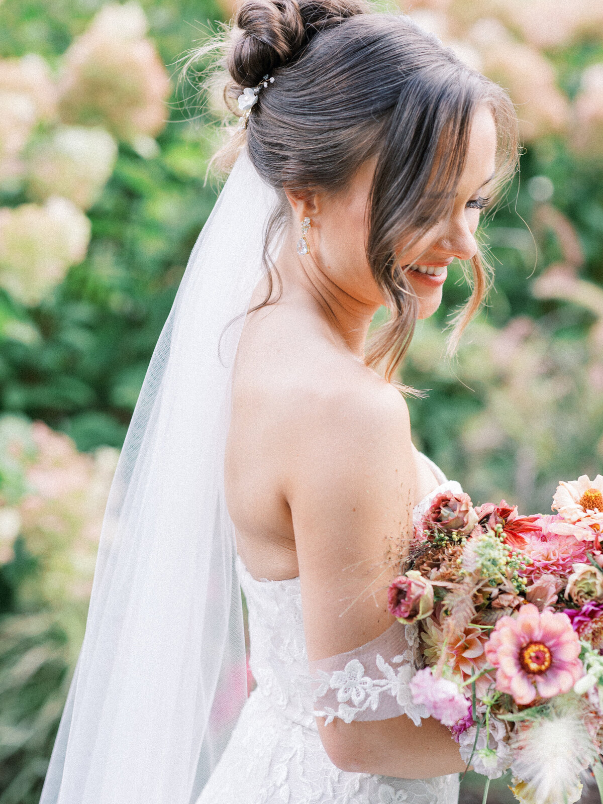 pittsburgh-wedding-photographer-phipps-botanic-gardens-conservatory-wedding-outdoor-lgbtq-luxury-photography-light-and-airy58