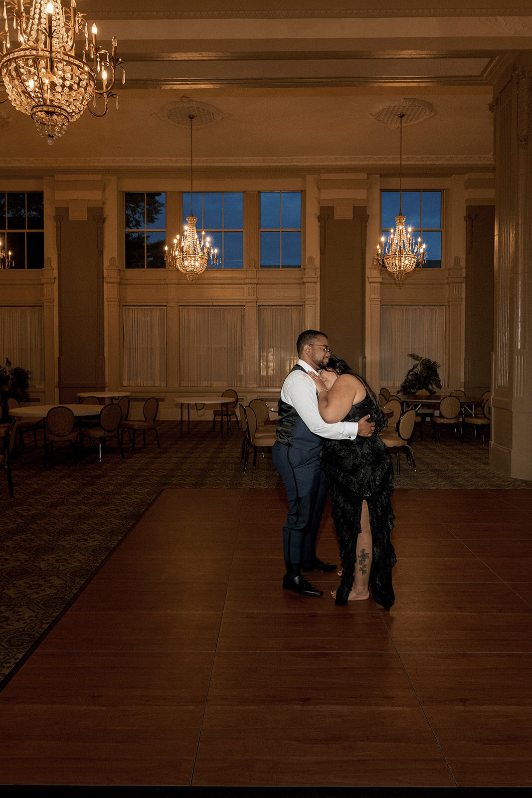 newlyweds private last dance wedding reception