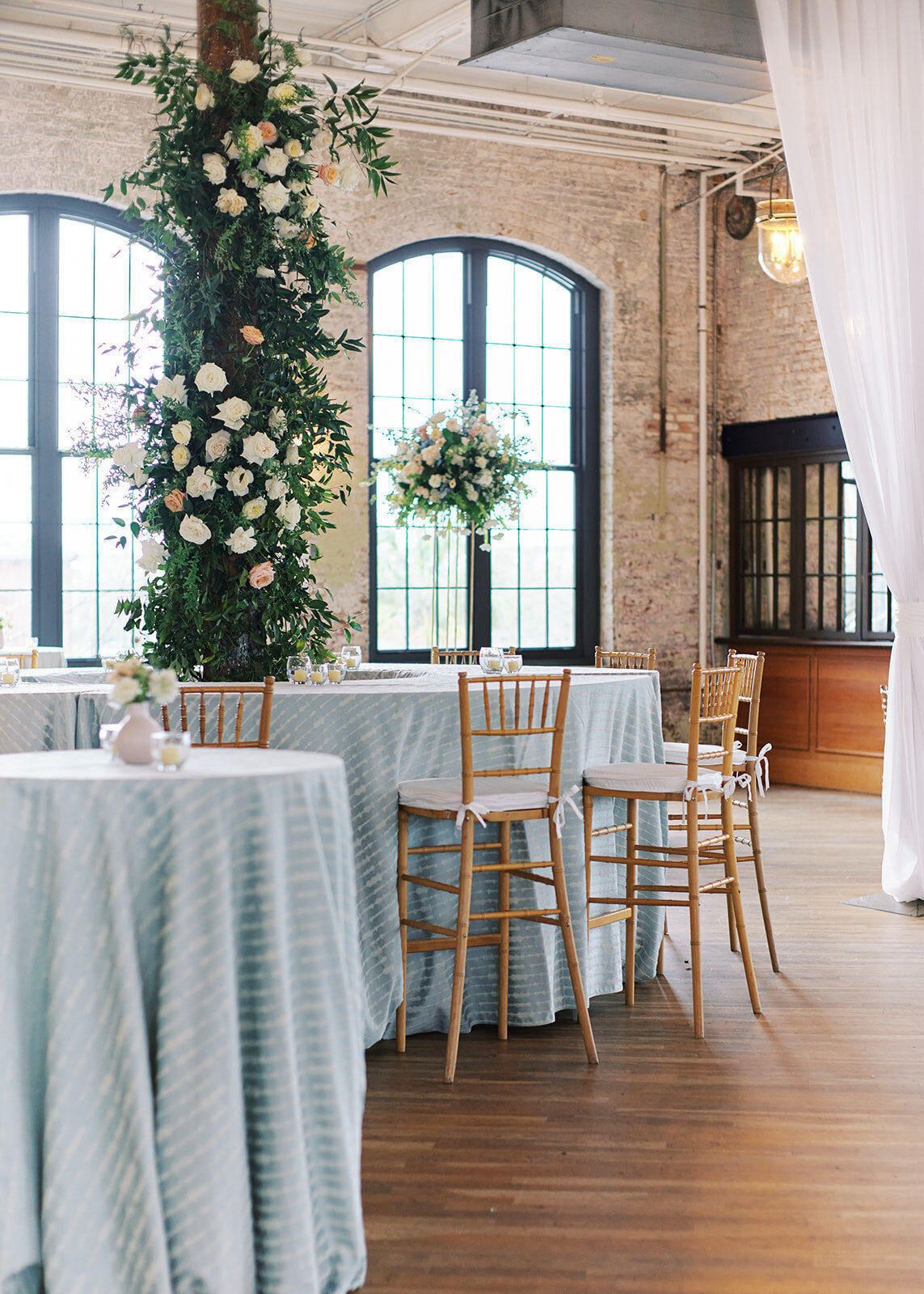 Pure Luxe Bride - Kate + Preston - Wedding at The Cedar Room - 19