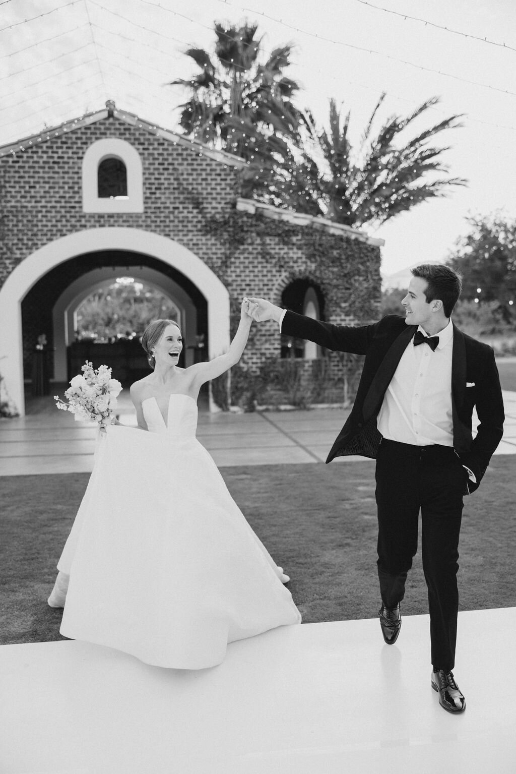 Zoe&Brody_FloraFarmsWedding_SneakPeek-114