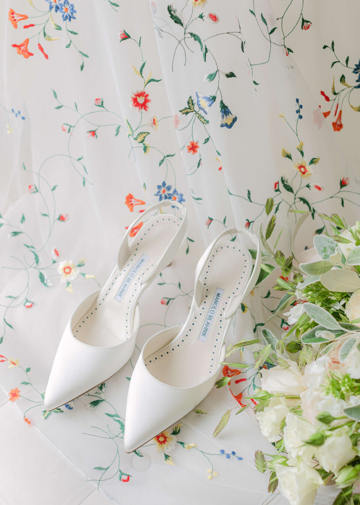chloe-winstanley-weddings-manolo-blahnik-bridal-shoes