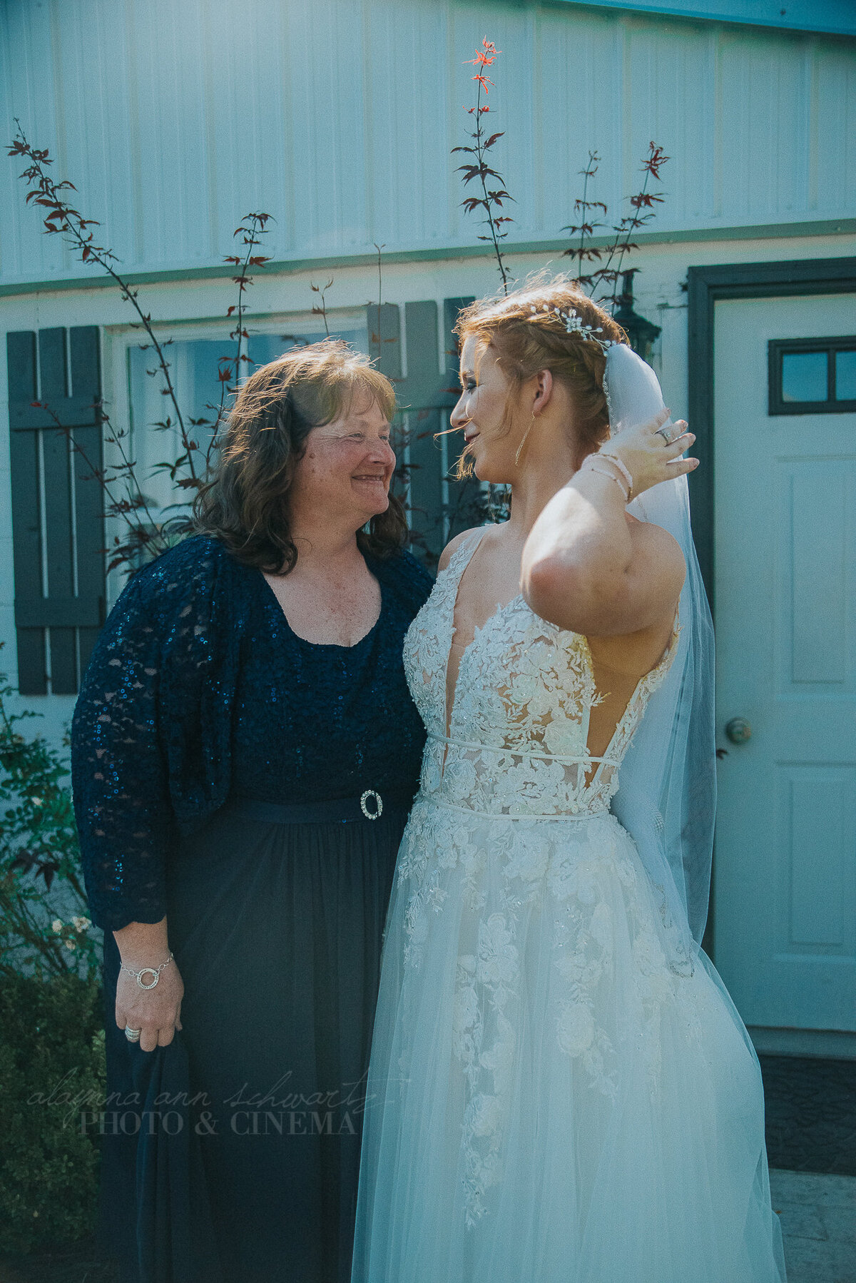 family formals _ alaynna ann schwartz _ harpors vinyard _ iowa photographer _ playlife photography_0188