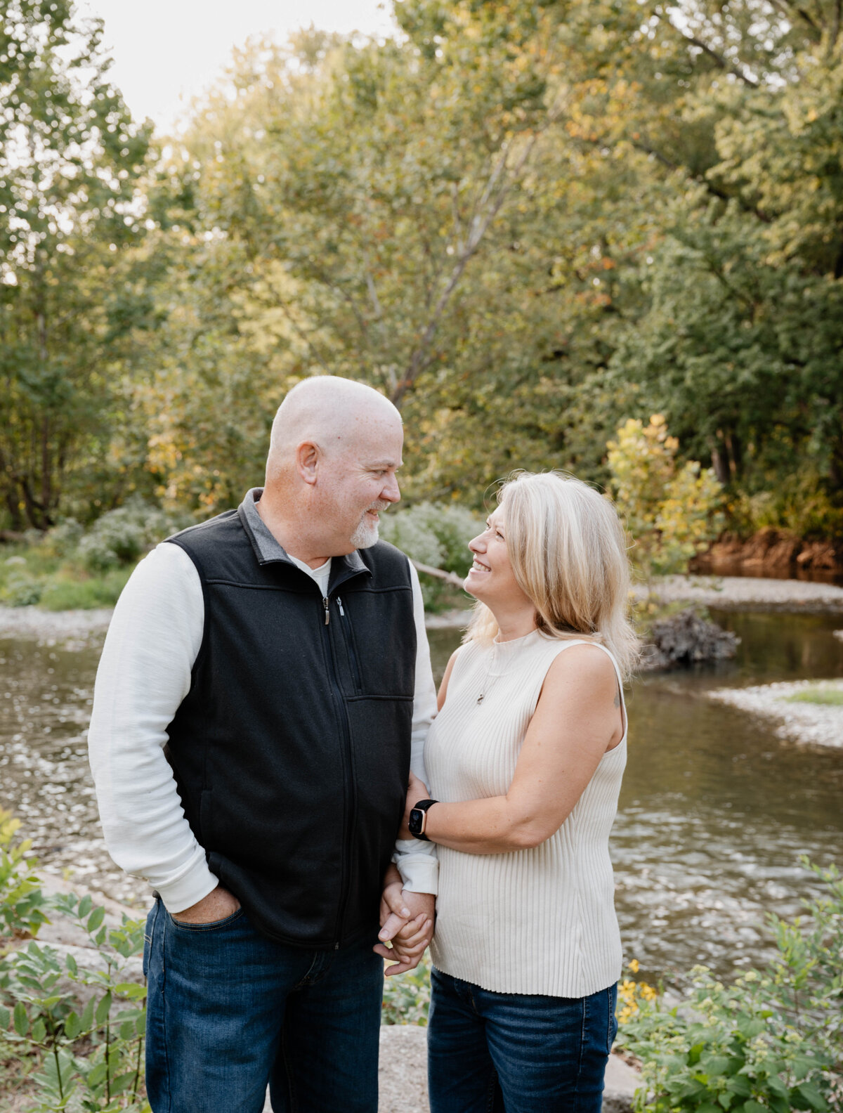 Taylor Elizabeth Photography Weddings and Lifetyle Photographer in Indiana Couples Photo 22