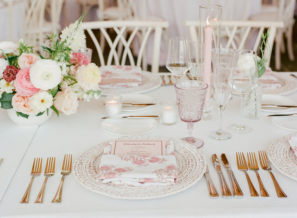 Wedding_Chanler Cliff Walk_Newport Mansions_RI__481731515_0014©HilaryBlock