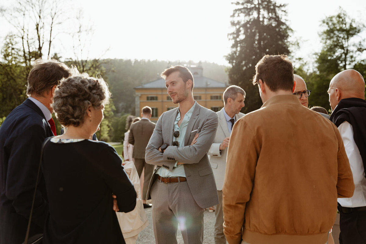 Elodie-et-Ludvik-cocktail-mariage-parc-chateau3