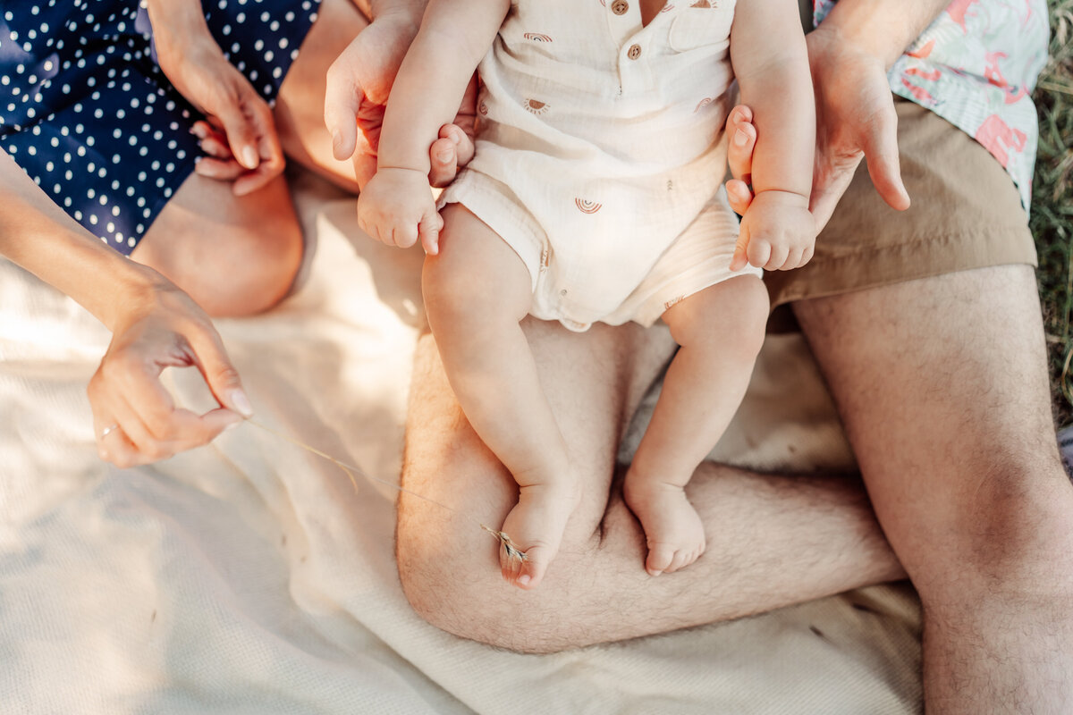Portland-Family-and-Baby-Photos-Outdoors-Sauvie-Island-Portland-78