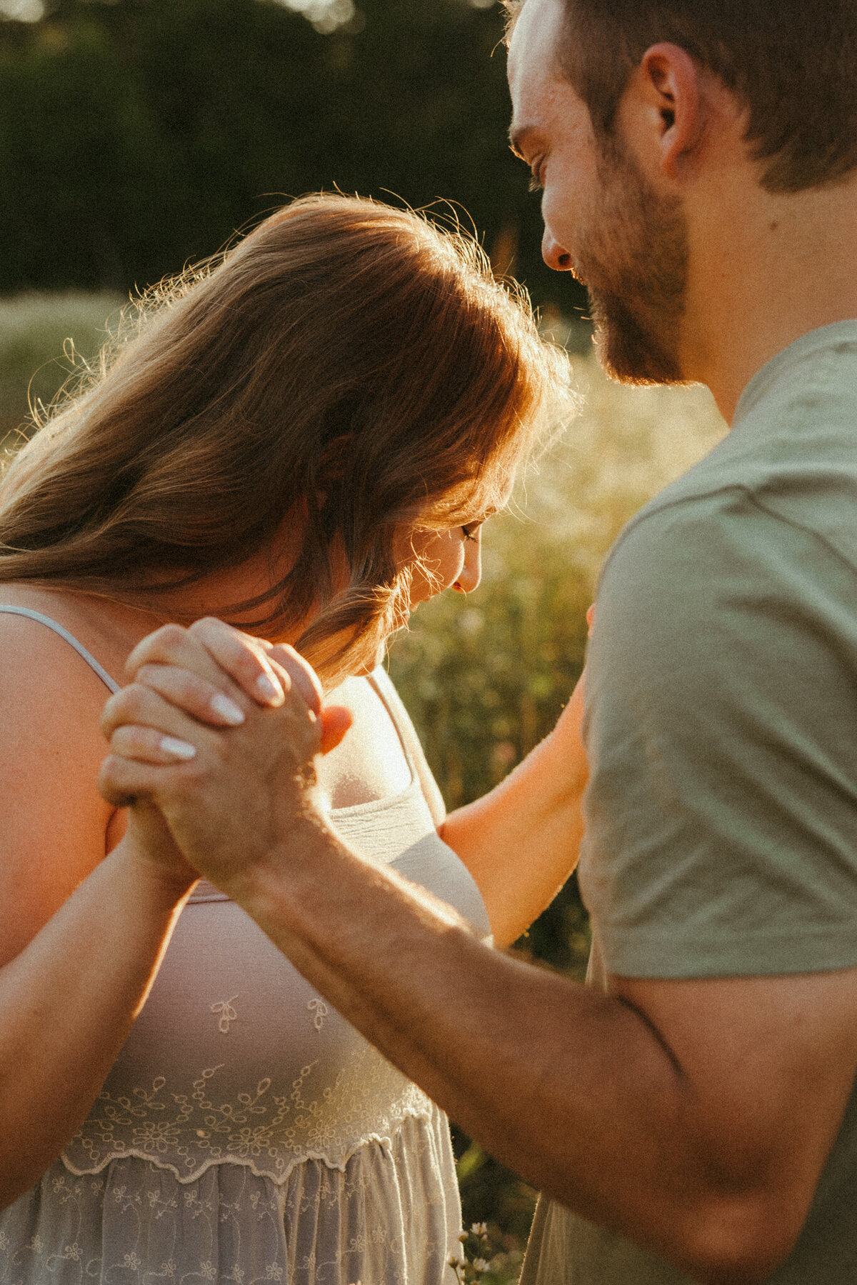 Julia-adam-engagement-salisbury-nh-wildflower-field-summer-39